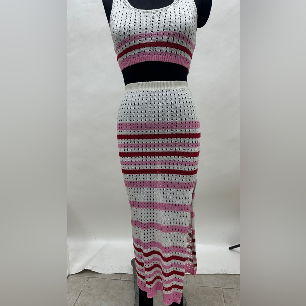 NWT 🤍🩷BLUE ISLAND 🩷🤍 CROCHET